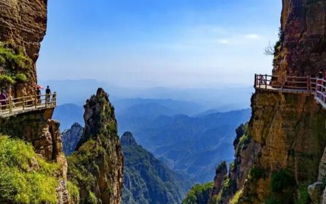 ���ذ�ʯɽ������μ���Ϊ���＾��Ϊ�ο���ѡ��